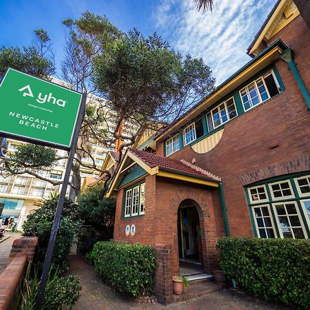 Yha Newcastle Beach Exterior foto