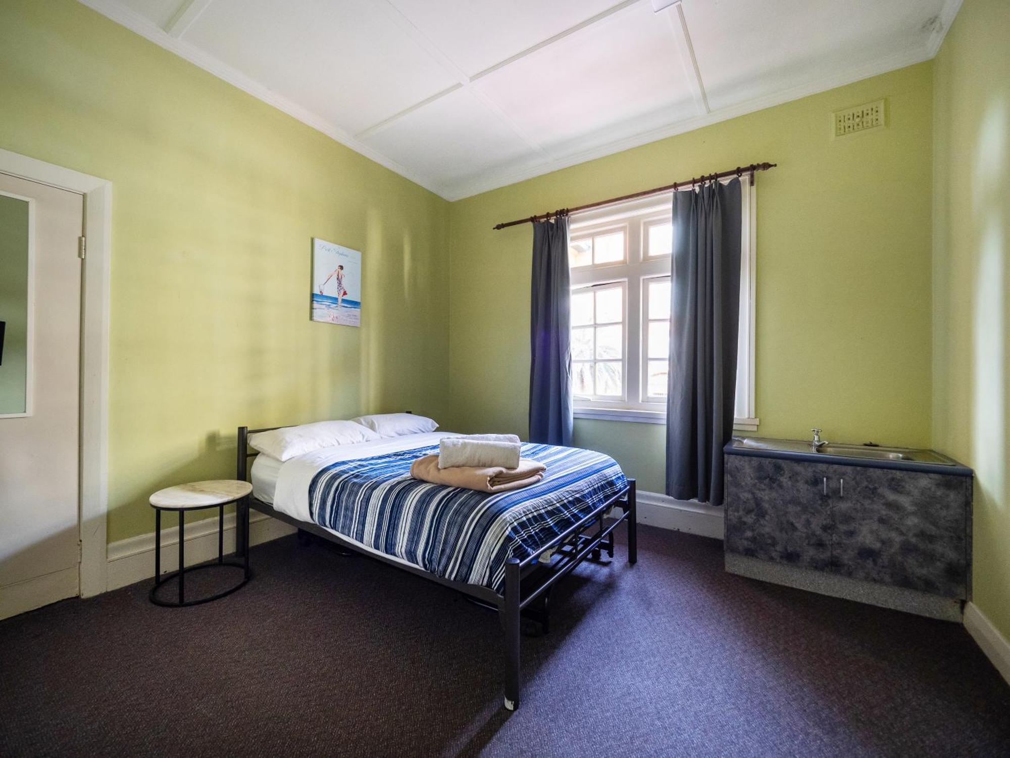 Yha Newcastle Beach Exterior foto